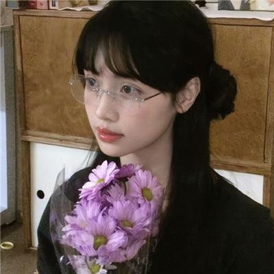 舍努阿山妇女的努巴